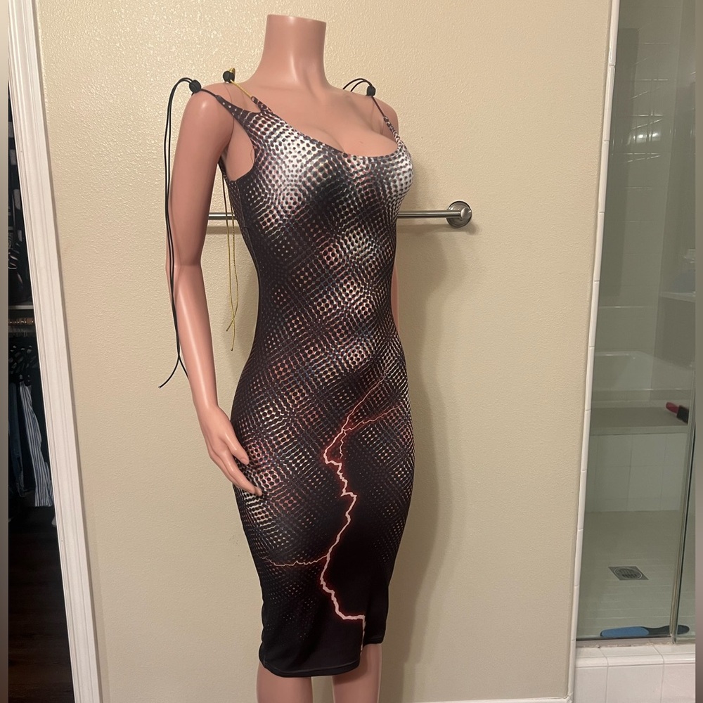 Chic Black Thunderbolt Midi Dress. Size S. New!
